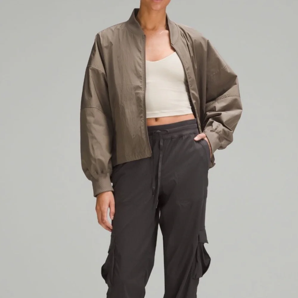 NEW lululemon Lightweight Hem-Cinch Bomber Jacket - Picture 1 of 10